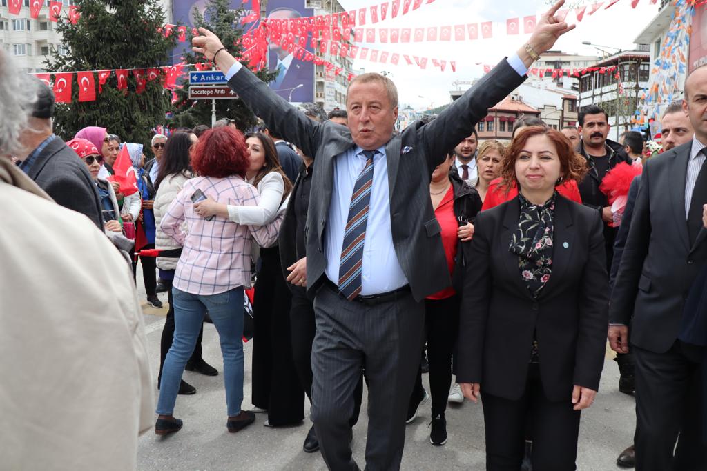 19208147871682514131