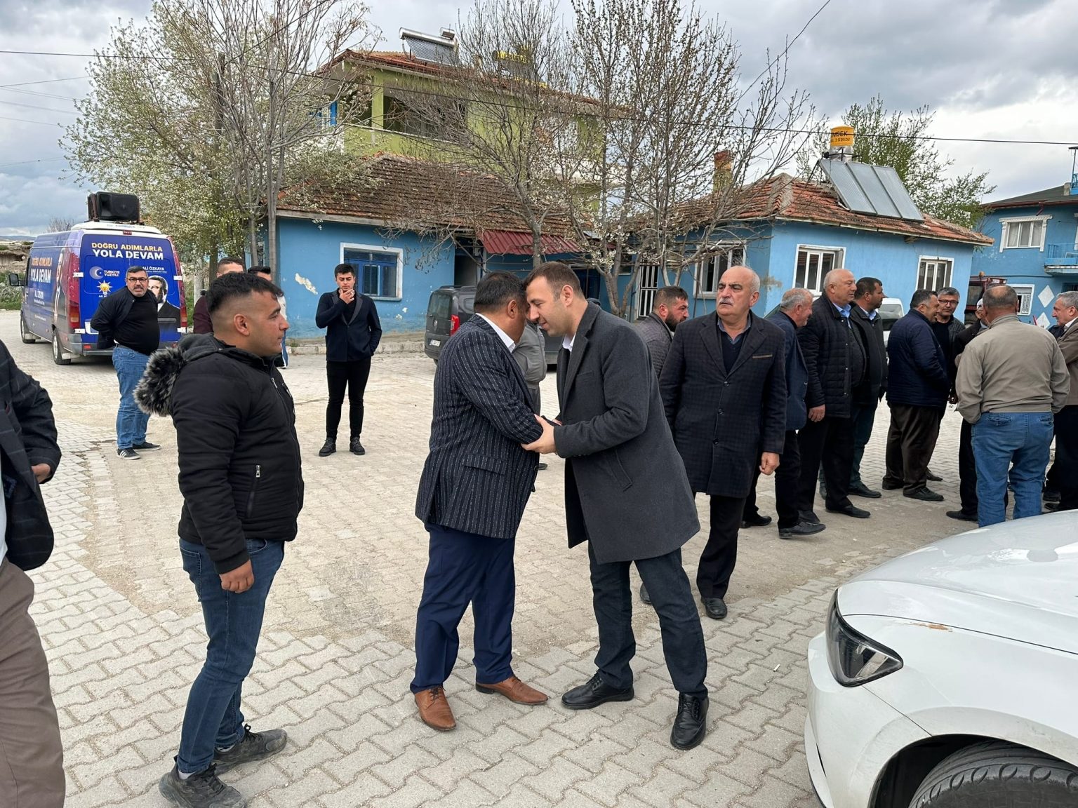 AK PARTİ DİNAR İLÇE BAŞKANI ÖZGÜL; "GECE GÜNDÜZ ÇALIŞIYORUZ" 3 AK Parti 3