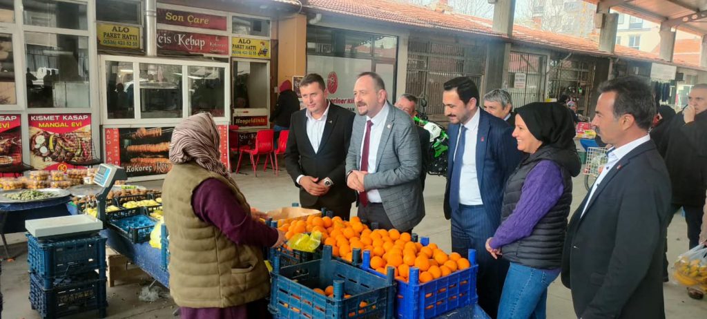 ESNAFLAR DERTLERİNİ ARIKAN’A ANLATTI