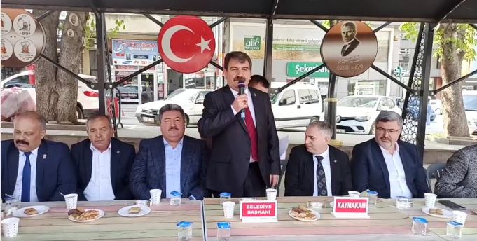 RAMAZAN BAYRAMI CUMHURİYET MEYDANINDA KUTLANDI 2 Ekran Alintisi 1