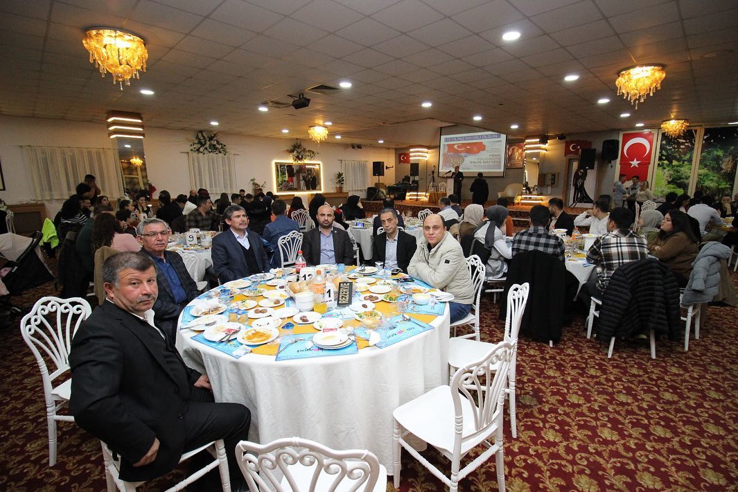 İLÇEMİZ EMNİYET MÜDÜRLÜĞÜ PERSONELİNE İFTAR YEMEĞİ VERİLDİ 7 Emniyet 7