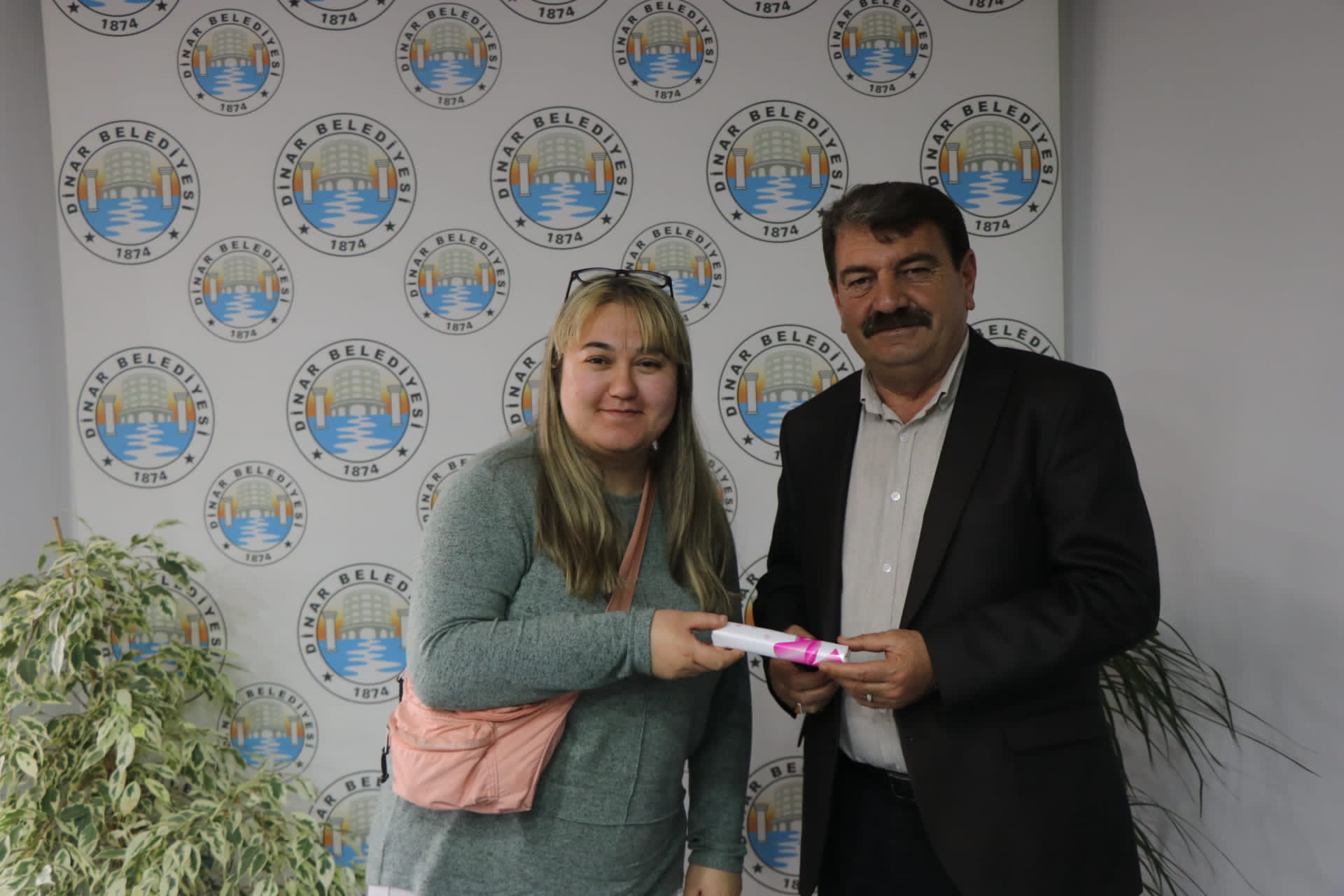 19884811311683131364