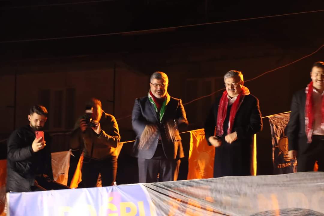 ÇÖL OVASI MİTİNGİ MUHTEŞEMDİ 8 AK Parti 1