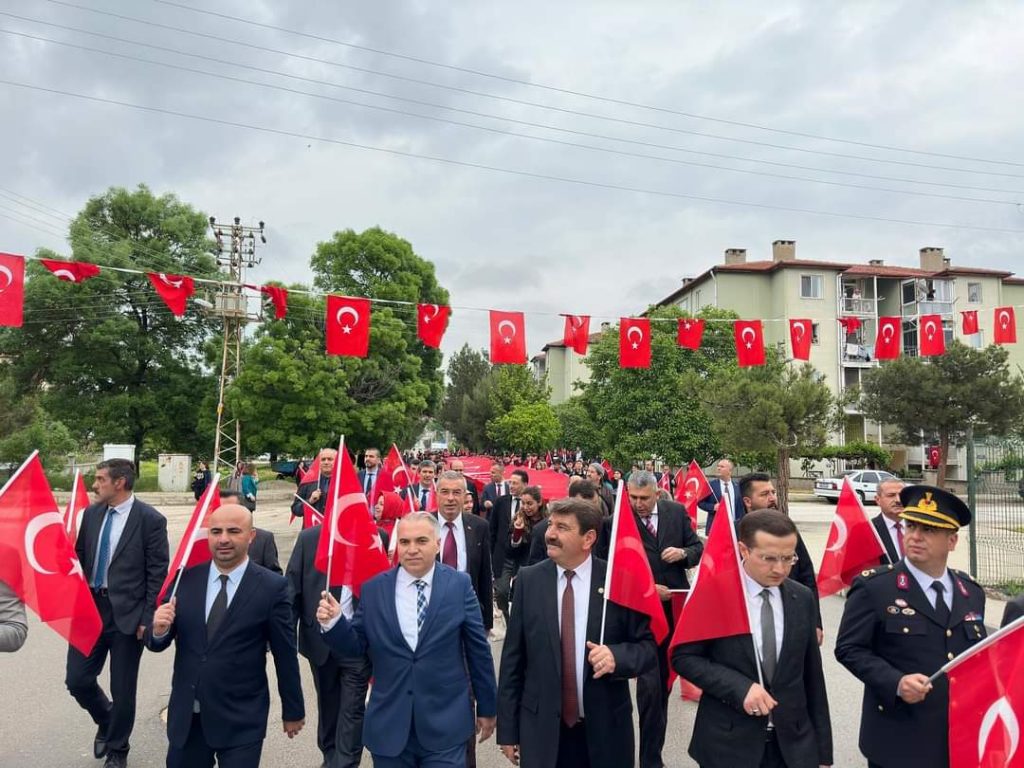 19 MAYIS ATATÜRK’Ü ANMA VE GENÇLİK BAYRAMINI COŞKUYLA KUTLANDI