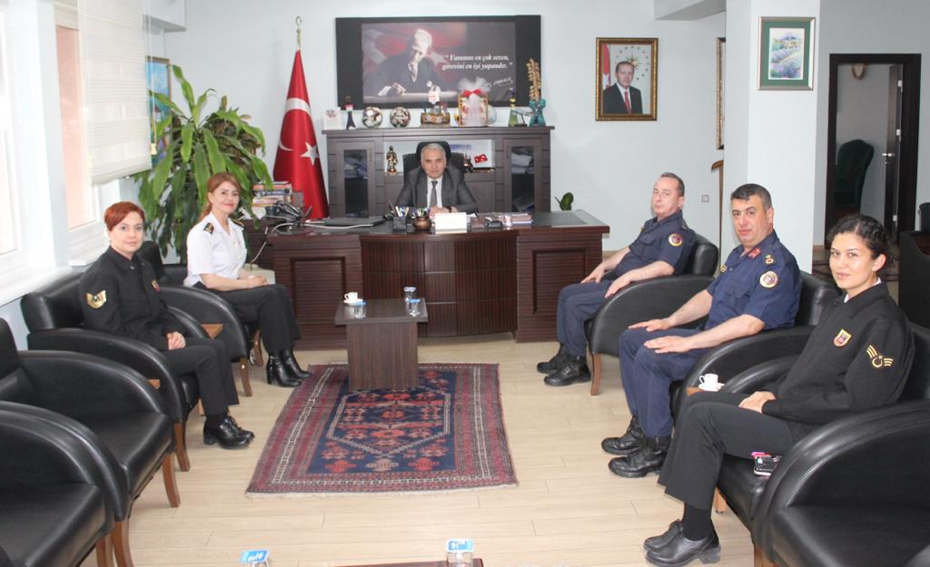 Jandarma Pilot Albay Hülya EKER, Kaymakam Duru'yu ziyaret etti 3 IMG 20230523 WA0055