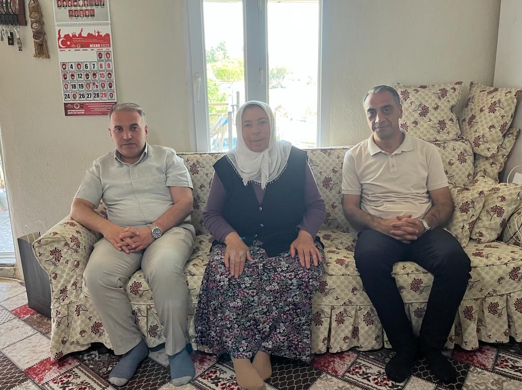 BAYRAMDA ŞEHİT YAKINLARIMIZLA BİR ARAYA GELDİK 4 11699132501688139804