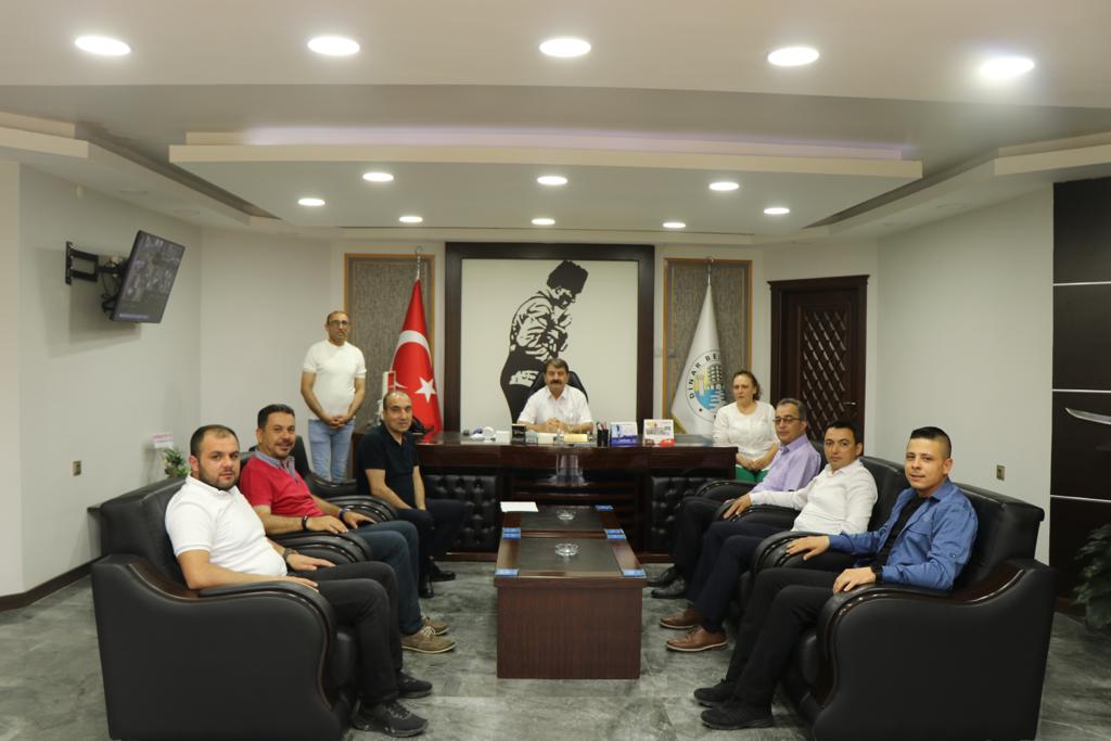 Belediye Başkanımız Nihat Sarı, Belediye personelimiz ile bayramlaştı 3 16850213351688397667