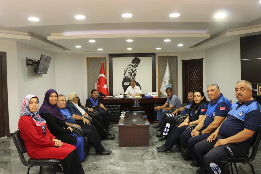 Belediye Başkanımız Nihat Sarı, Belediye personelimiz ile bayramlaştı