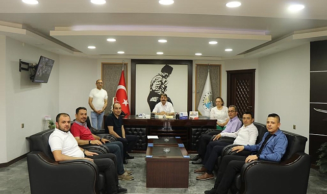 Belediye Başkanımız Nihat Sarı, Belediye personelimiz ile bayramlaştı 11 belediye baskanimiz nihat sari belediye personelimiz ile bayramlasti 3827