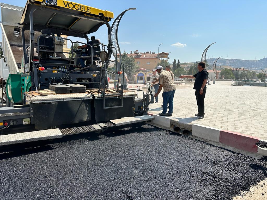 ATATÜRK PARKI GÜZERGAHINDA ÇALIŞMALARIMIZ DEVAM EDİYOR 2 10114624411692972758 1