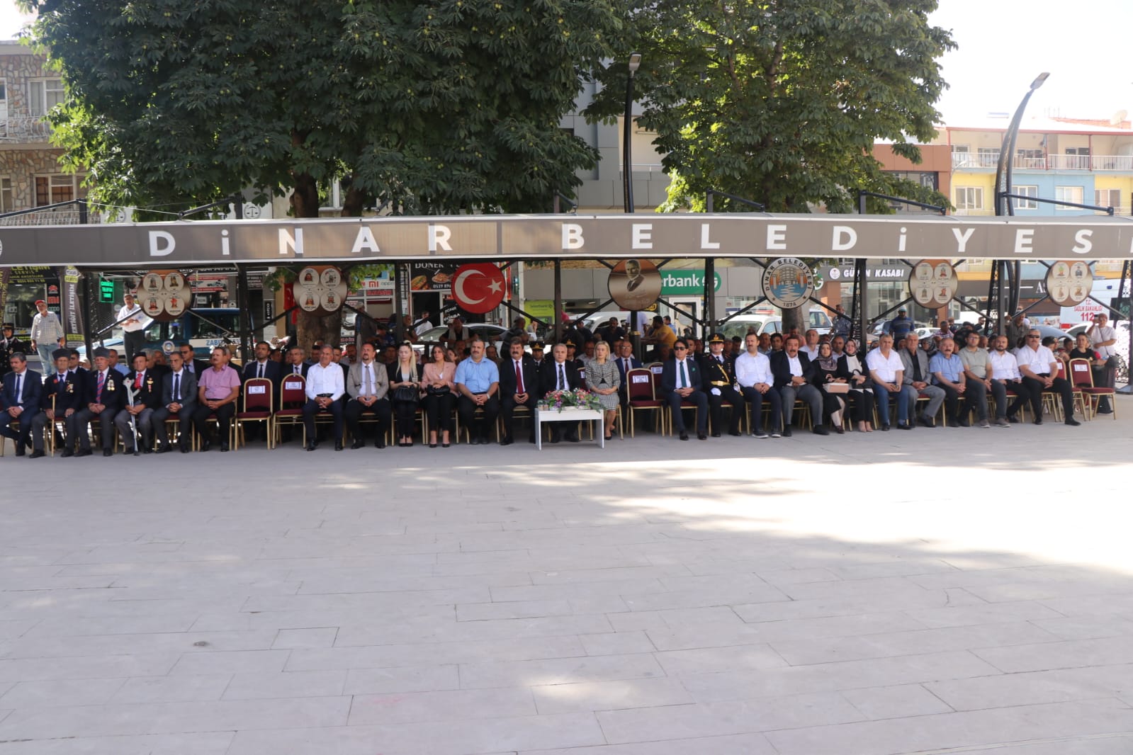 İLÇEMİZDE ZAFER BAYRAMIMIZ COŞKU VE HEYECANLA KUTLANIYOR 8 983f9769 1ad7 4ff7 9e03 efb77429cb02