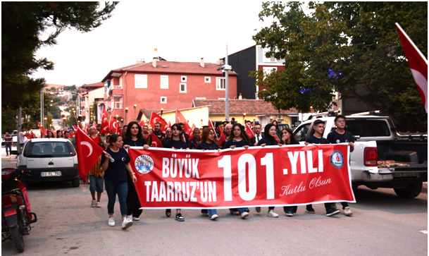 ZAFER YÜRÜYÜŞÜMÜZ BÜYÜK BİR COŞKUYLA GERÇEKLEŞTİ 4 Yuruyus 13