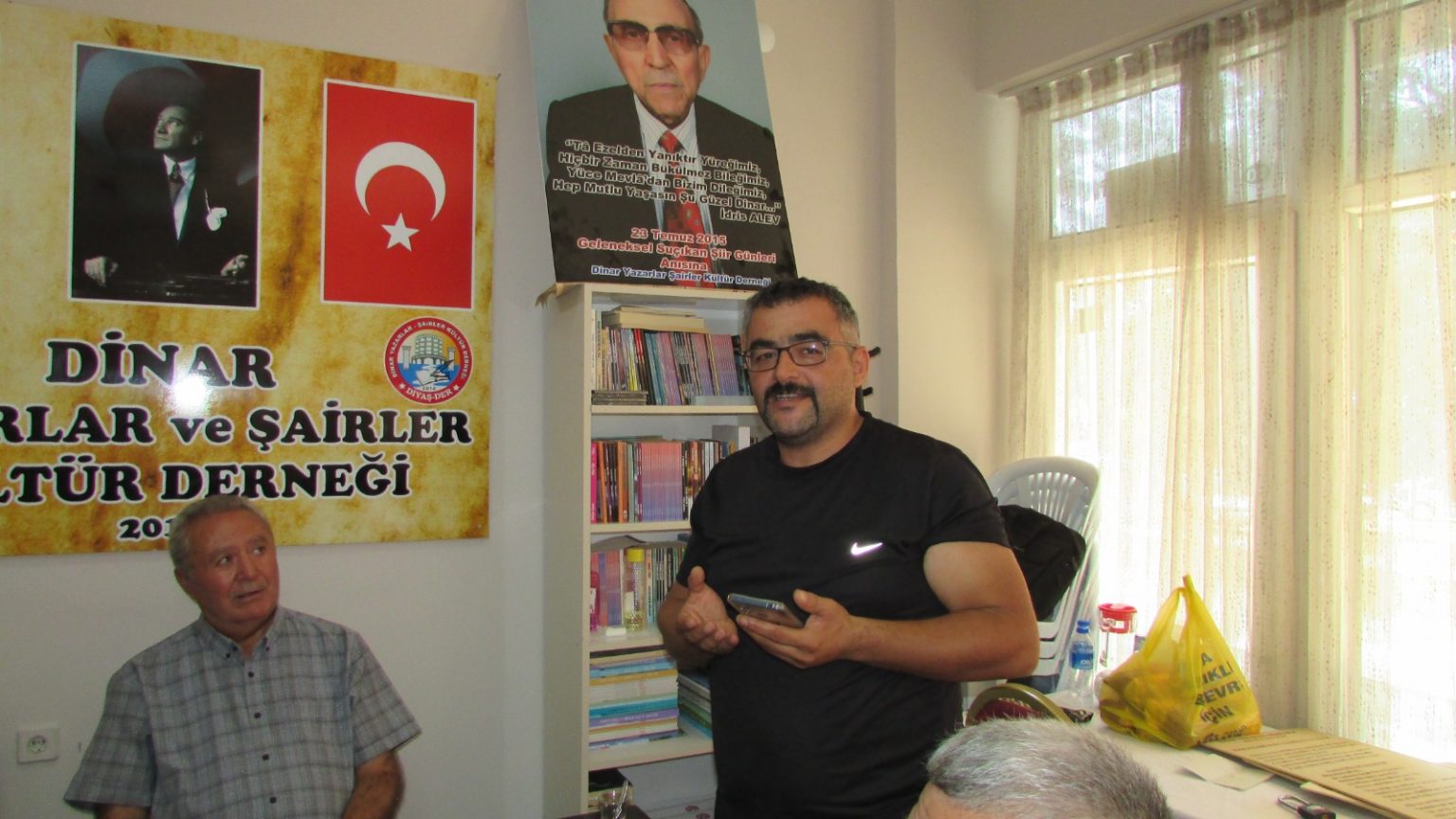 DİNAR ŞAİR VE YAZARLAR DERNEĞİ AHDE VEFA PROĞRAMINI 6.SI YAPILDI 9 07b79195 32de 4ea0 bbfb e3c690769a04 1536x864 1