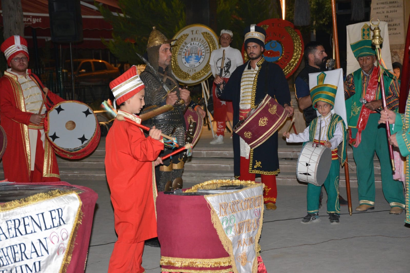 20566964361698559032