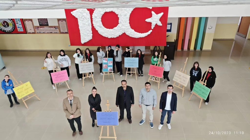İMAM HATİP LİSESİ’NDEN CUMHURİYETİMİZİN 100.YILINA ÖZEL ETKİNLİK