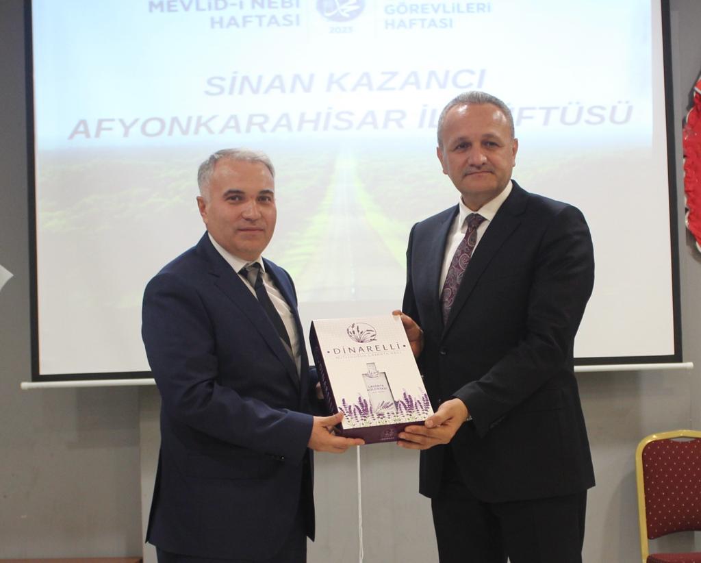 CAMİLER VE DİN GÖREVLİLERİ HAFTASI KUTLANDI 2 Il Muftusu 2