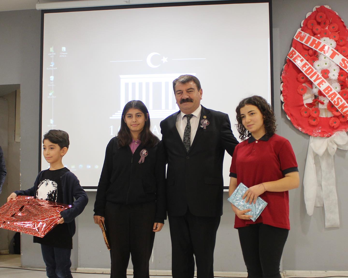 Atamızı vefatının 85.yıldönümünde saygıyla anıyoruz 12 10 kasim 9