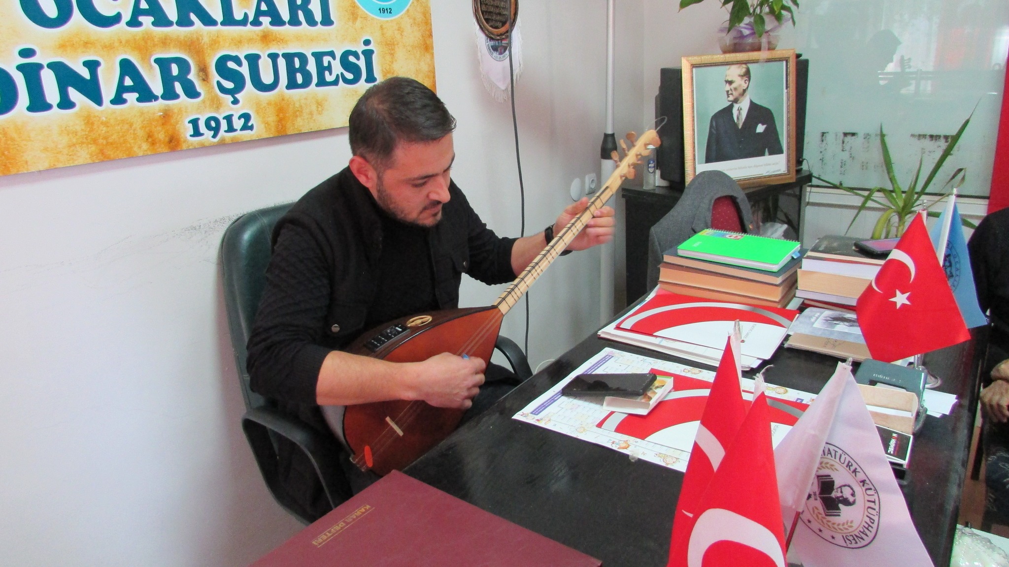 DİNAR ŞAİR VE YAZARLAR DERNEĞİ AHDE VEFA PROĞRAMINI 9. SI YAPILDI 6 400072559 7114523381926332 4410276689885238140 n