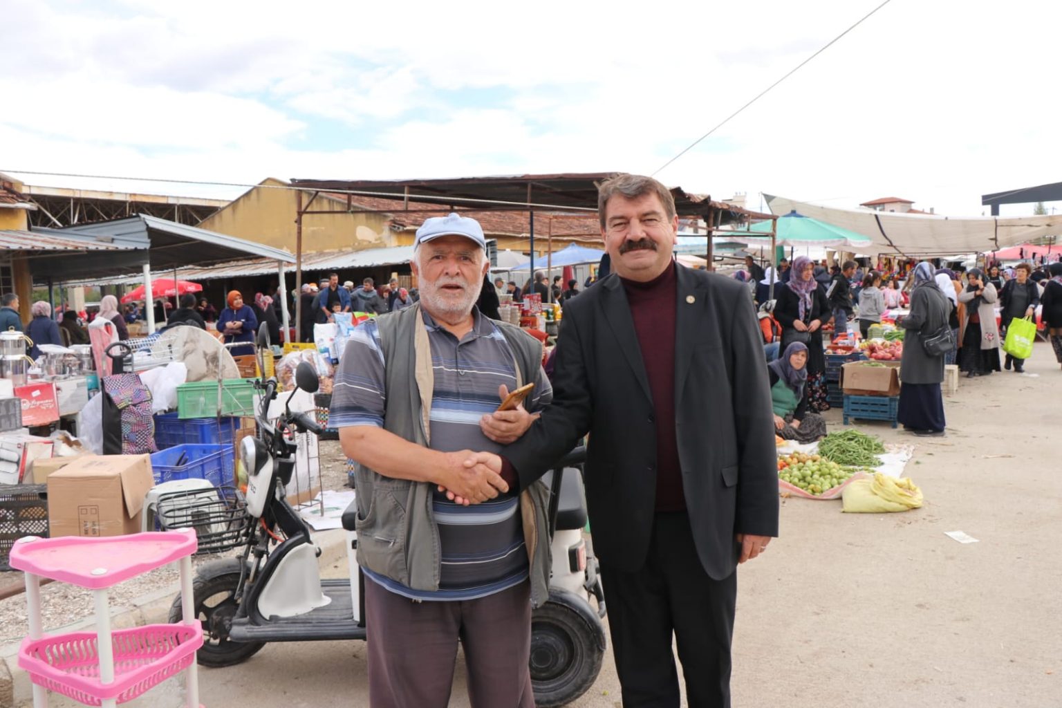 Salı Pazarı Esnafımız bizi bağrına bastı 4 IMG 20231114 WA0012 1536x1024 1