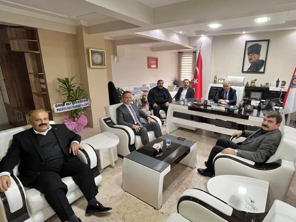 Dinar Belediye Başkanımız Nihat Sarı’dan Yeni Emniyet Müdürü Erdal Yanık’a Hayırlı Olsun Ziyareti