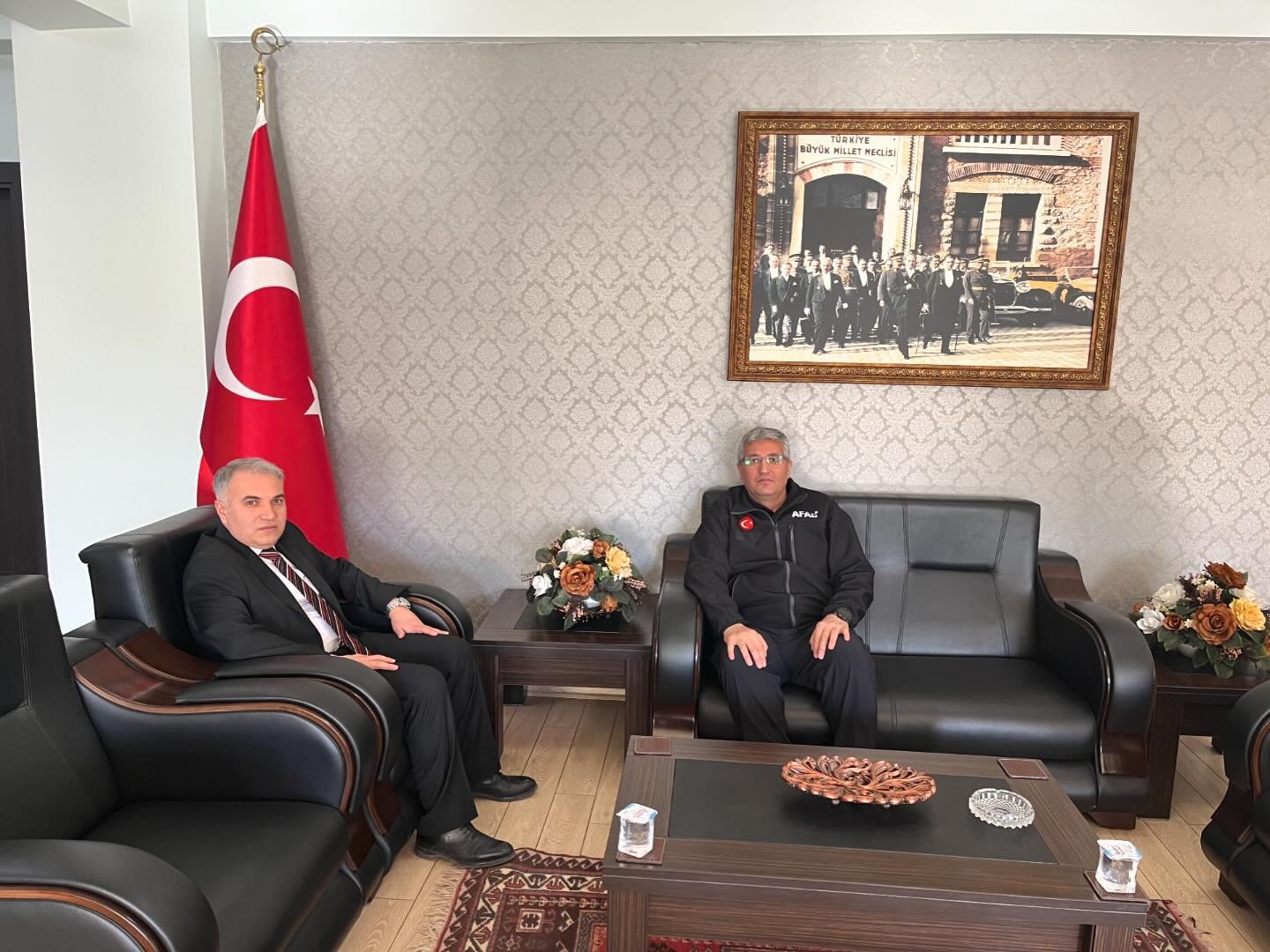 DİNAR’DA AFAD BİLGİLENDİRME TOPLANTISI YAPILDI 5 415023410 18065214151475782 8192175728081824834 n