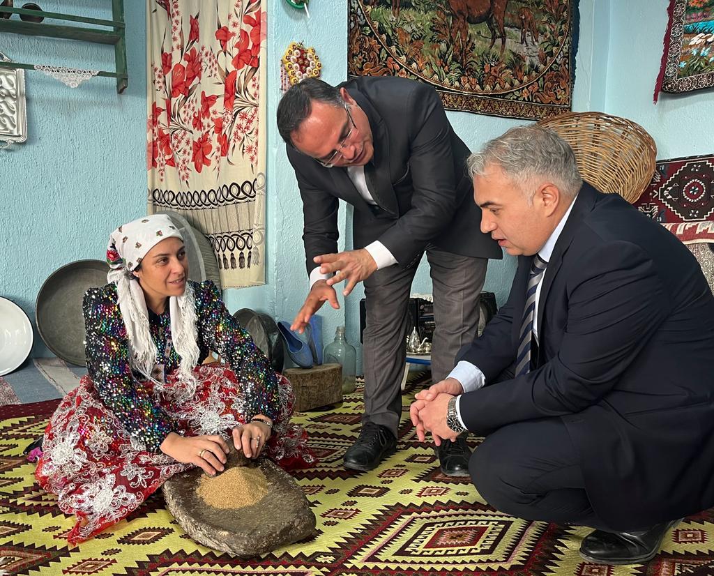 GERÇEK YERLİ TÜRK MALLARI ÇÖL OVASINDA