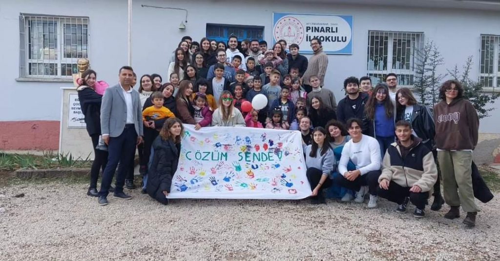 Kaymakam Duru Köylerdeki Öğrencileri Ziyaret Etti