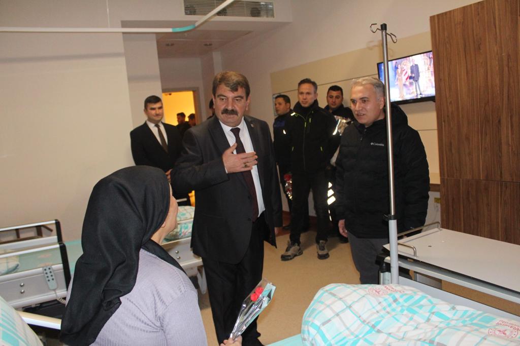 Yılbaşı Gecesinde Ziyaretler Gerçekleştirildi