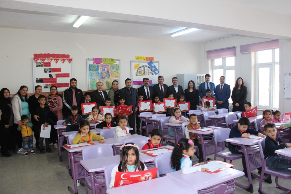 ÖĞRENCİLERİMİZİ KARNE SEVİNCİNİ PAYLAŞTIK