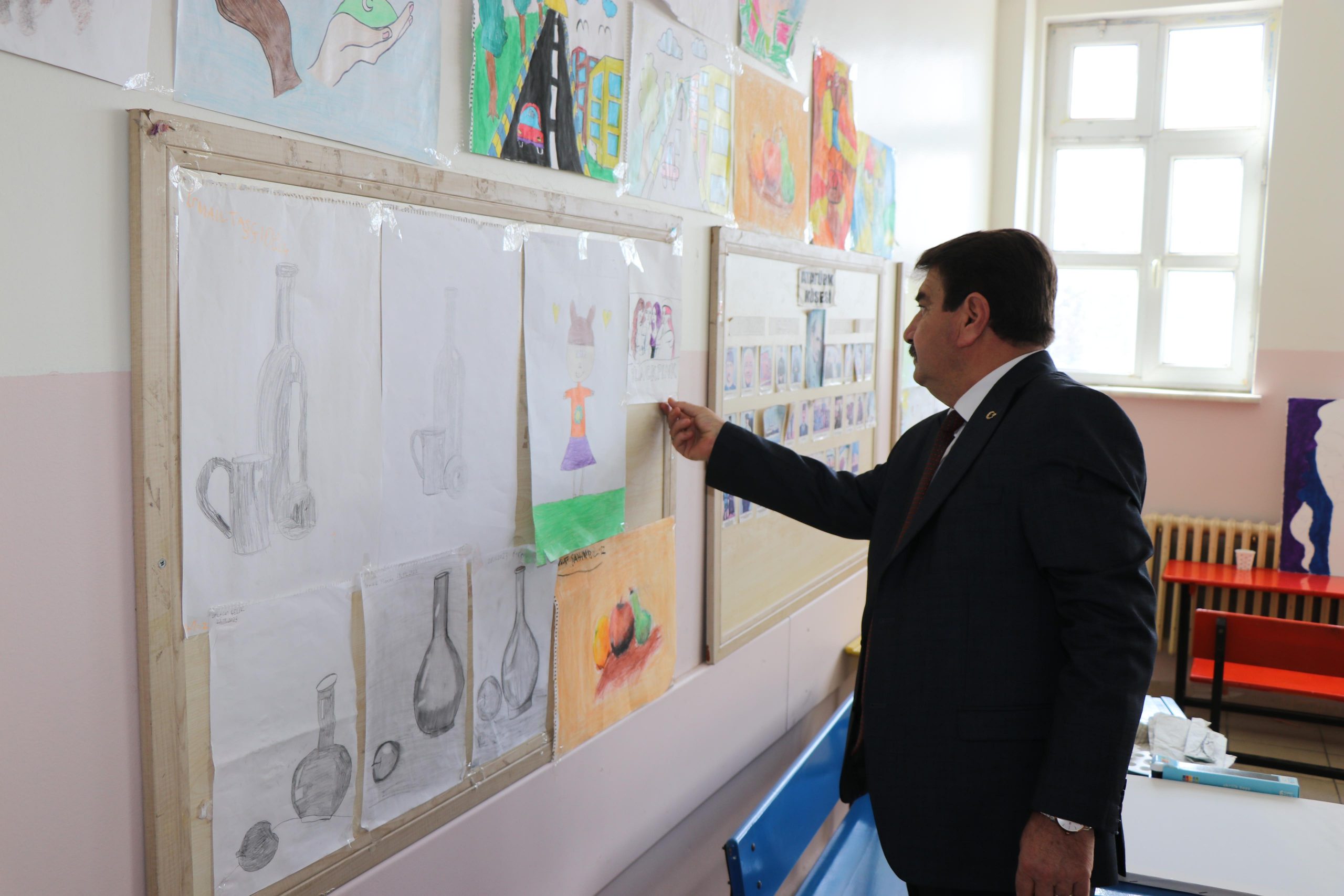 BAŞKANIMIZ NİHAT SARI, DEĞERLİ ZAMANLAR PROJESİ AÇILIŞINA KATILDI 5 7598819171707392963 scaled