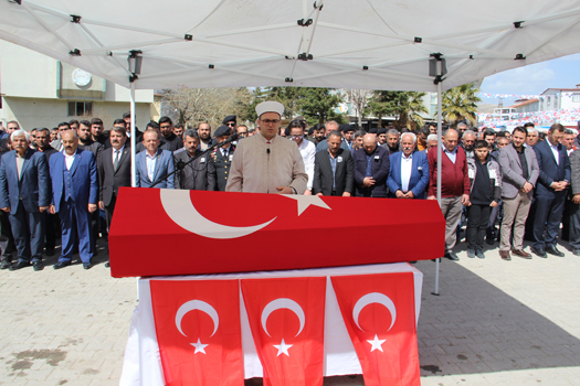 Dinar'da Uzman Çavuş Alper Nuri Çil, Göz Yaşları ile Toprağa Verildi 9 18133687131711712446