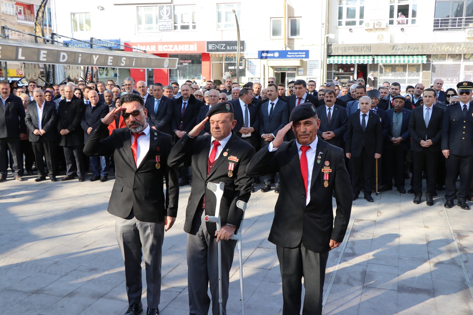 18 MART ÇANAKKALE DENİZ ZAFERİ ve ŞEHİTLER GÜNÜ ÇELENK SUNMA TÖRENİ 4 Celenk 3