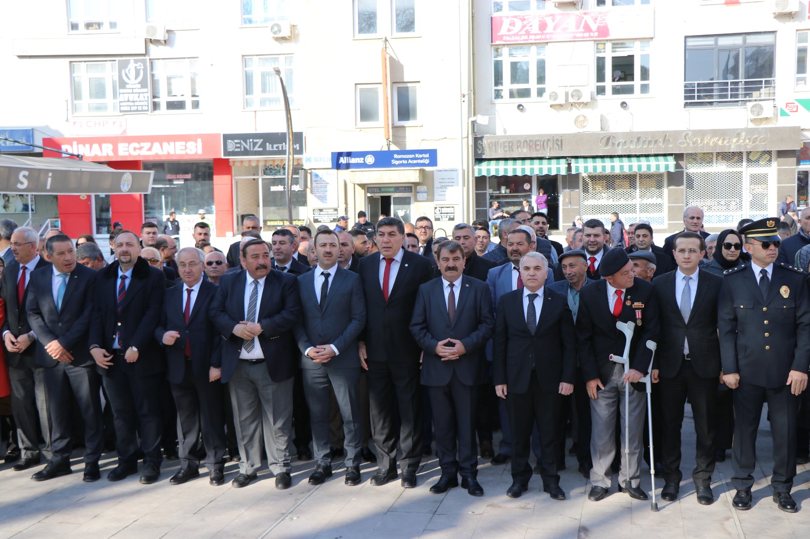 18 MART ÇANAKKALE DENİZ ZAFERİ ve ŞEHİTLER GÜNÜ ÇELENK SUNMA TÖRENİ 5 Celenk 5