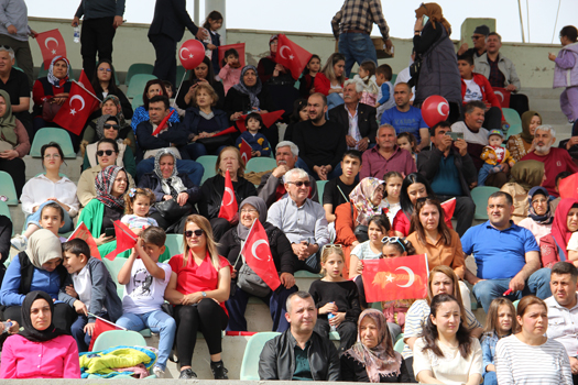 Dinar'da 23 Nisan Ulusal Egemenlik ve Çocuk Bayramı Coşkuyla Kutlandı 7 13355631371713865575 Kopya