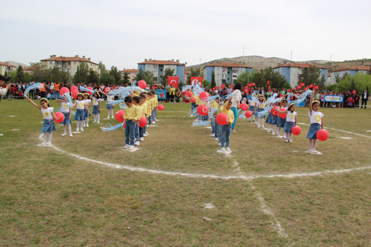 Dinar'da 23 Nisan Ulusal Egemenlik ve Çocuk Bayramı Coşkuyla Kutlandı 8 13651233901713865636 Kopya