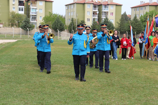 Dinar'da 23 Nisan Ulusal Egemenlik ve Çocuk Bayramı Coşkuyla Kutlandı 14 19933772621713865642 Kopya