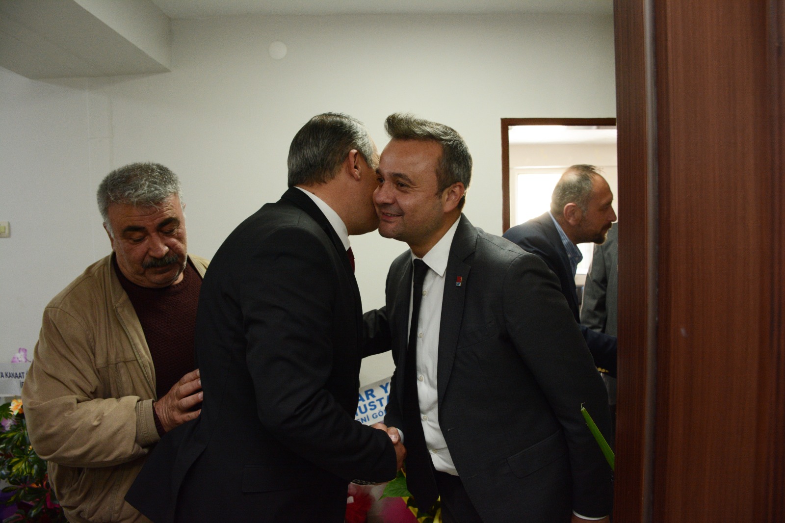 CHP Afyonkarahisar İl Başkanı Faruk Duha Erkan, Veysel Topçu'yu Ziyaret Etti 4 6013053571713451456