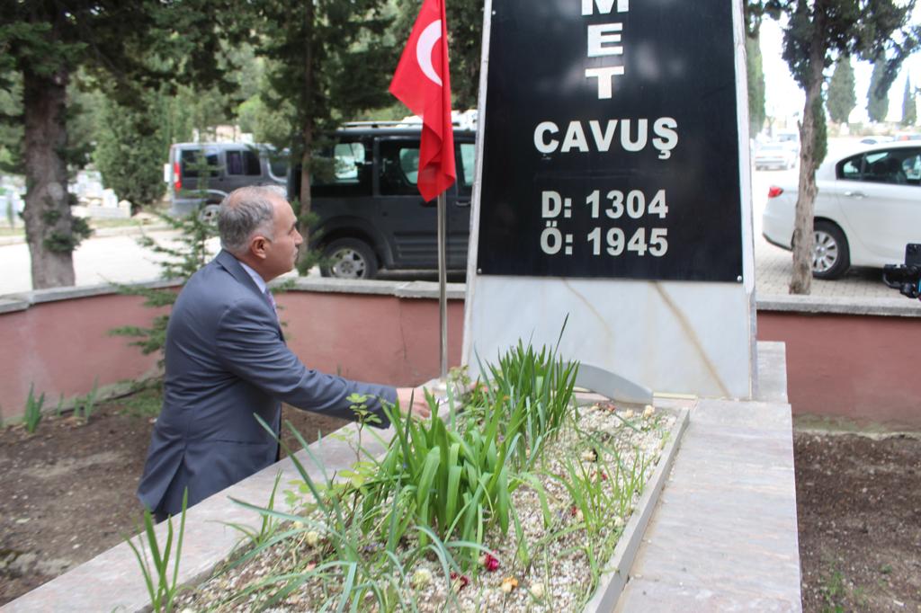 RAMAZAN BAYRAMI ÖNCESİ ŞEHİTLİK ZİYARET EDİLD