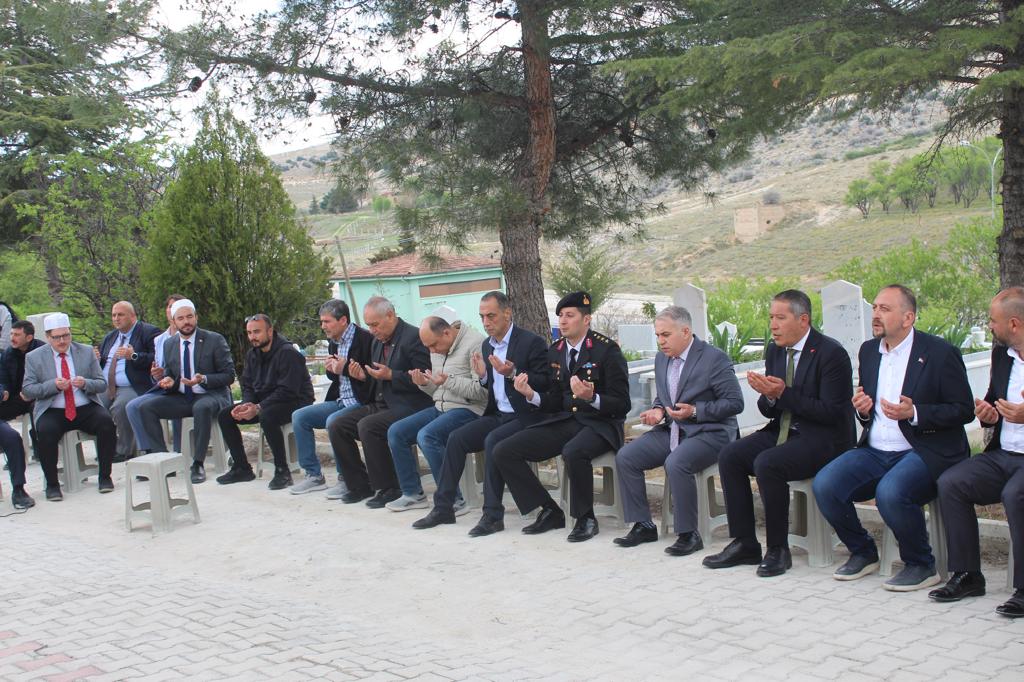 RAMAZAN BAYRAMI ÖNCESİ ŞEHİTLİK ZİYARET EDİLD 3 IMG 20240409 WA0030