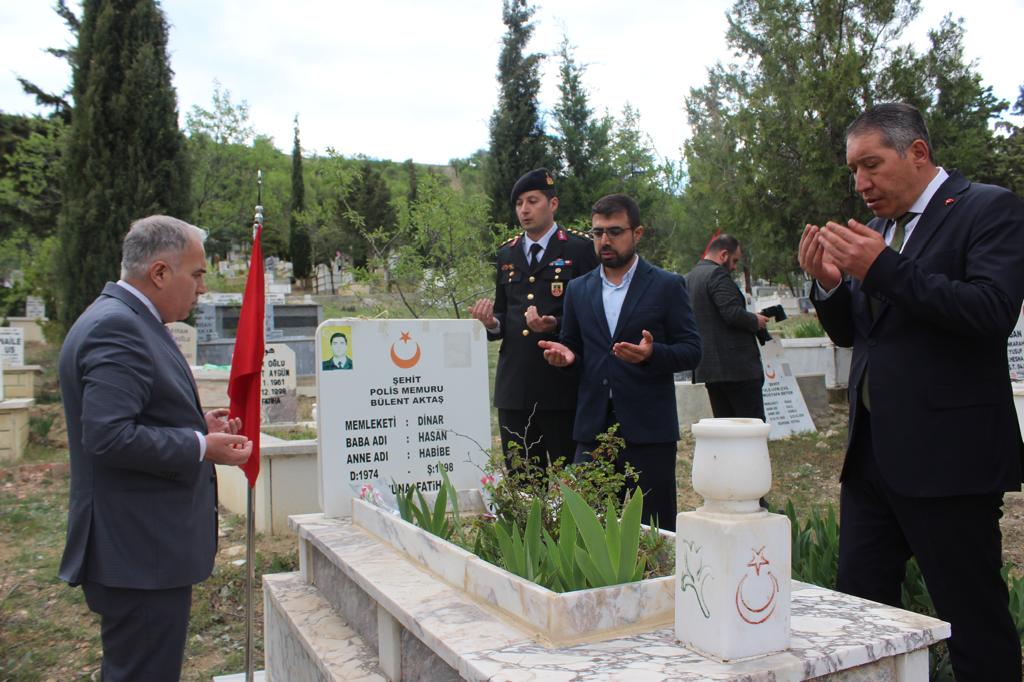 RAMAZAN BAYRAMI ÖNCESİ ŞEHİTLİK ZİYARET EDİLD 8 IMG 20240409 WA0035