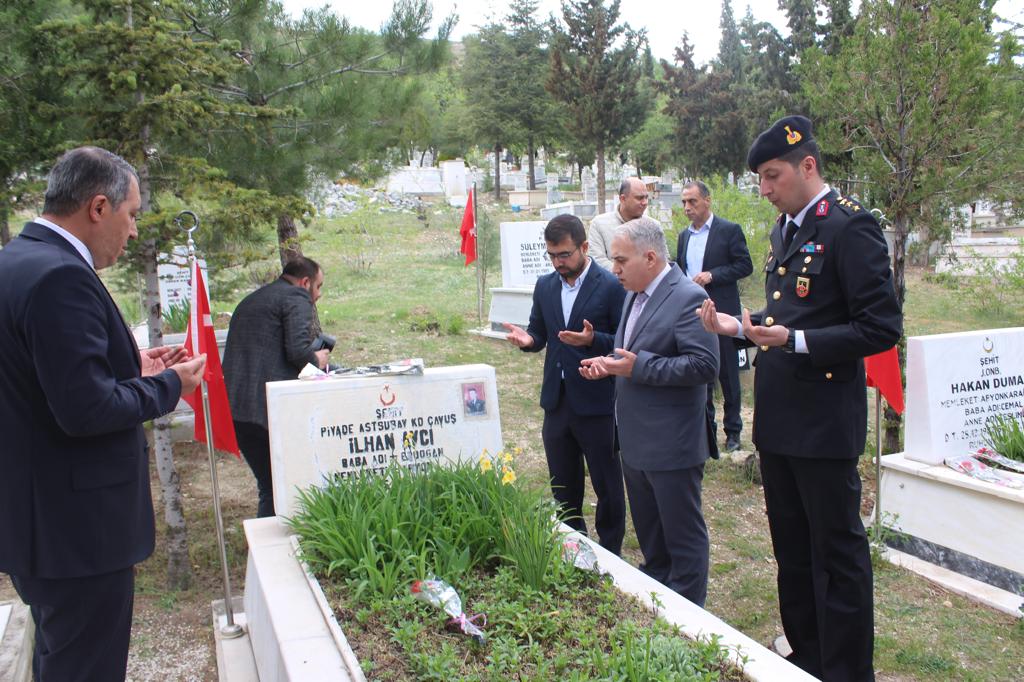 RAMAZAN BAYRAMI ÖNCESİ ŞEHİTLİK ZİYARET EDİLD 9 IMG 20240409 WA0037