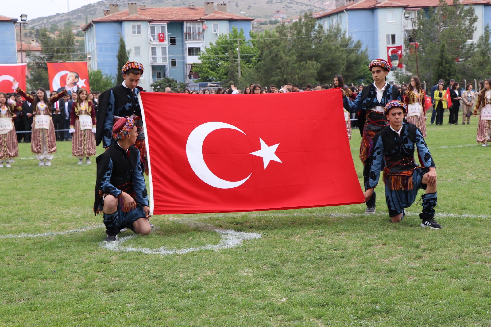 19 Mayıs Atatürk’ü Anma Gençlik ve Spor Bayramı’nın 105. Yılı Kutlu Olsun! 9 19 mayis bayrami 8