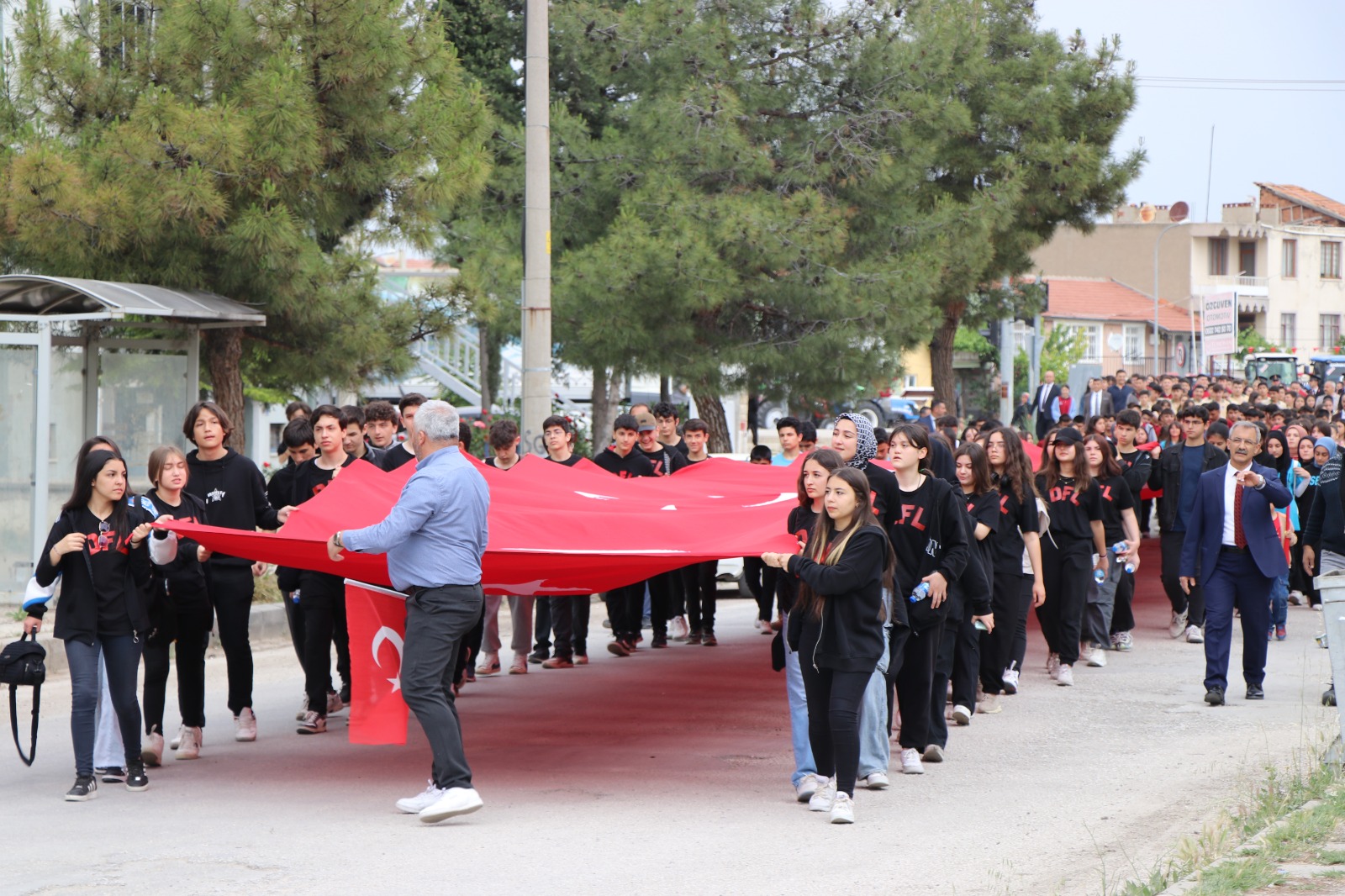 19Mayıs Atatürk’ü Anma Gençlik ve Spor Bayramı Çelenk Sunma Töreni ve Gençlik Yürüyüşü 6 2743432841716112457