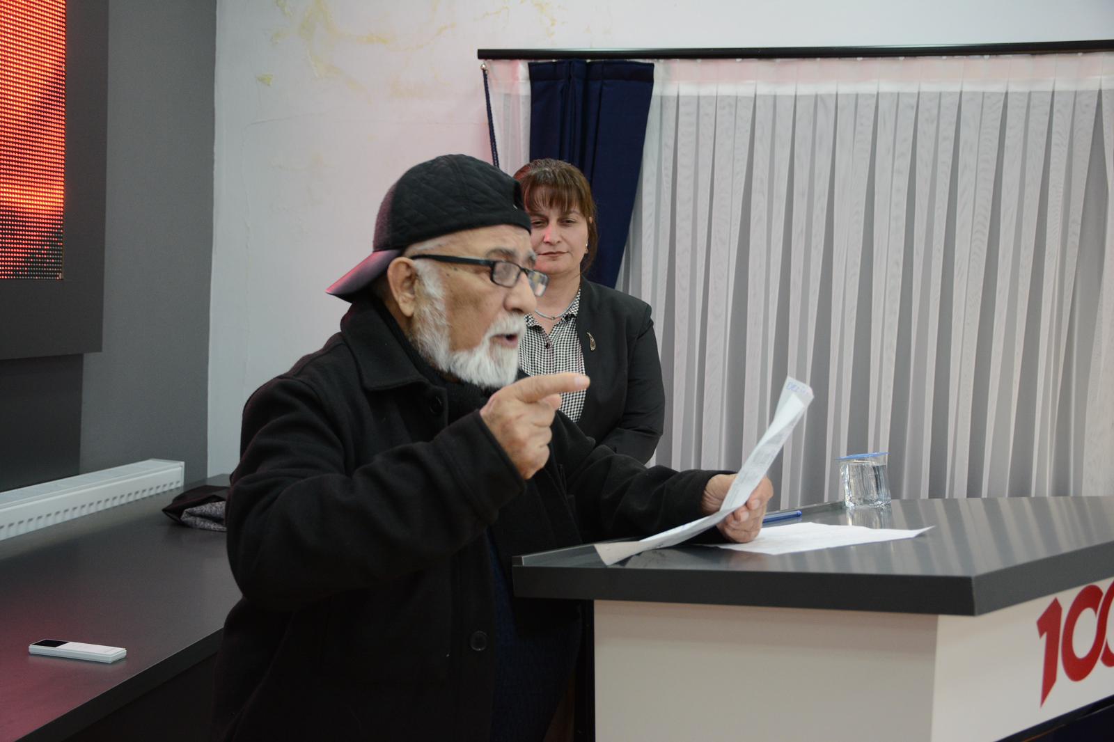 Dinar'da Kum Sanatı Gösterisi ve Şiir Dinletisi Halkımızdan Yoğun İlgi Gördü 9 4492178571715664642 Kopya Kopya