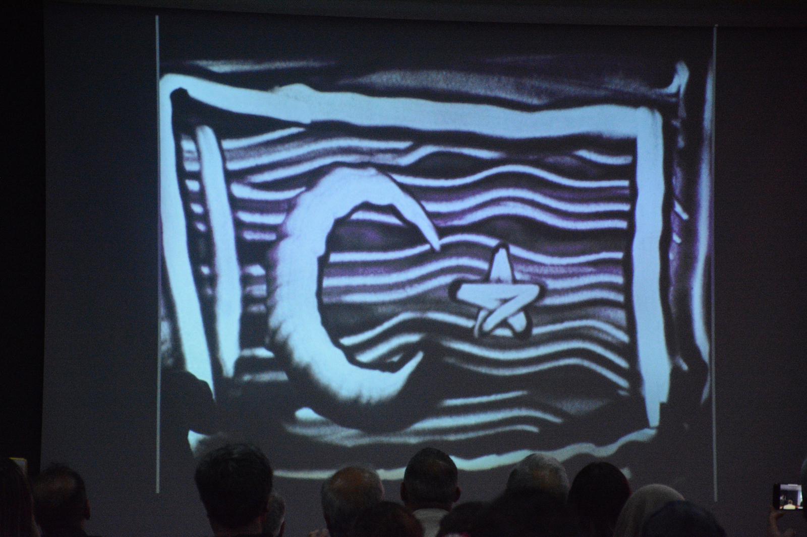 Dinar'da Kum Sanatı Gösterisi ve Şiir Dinletisi Halkımızdan Yoğun İlgi Gördü 12 4994970181715664644 Kopya Kopya