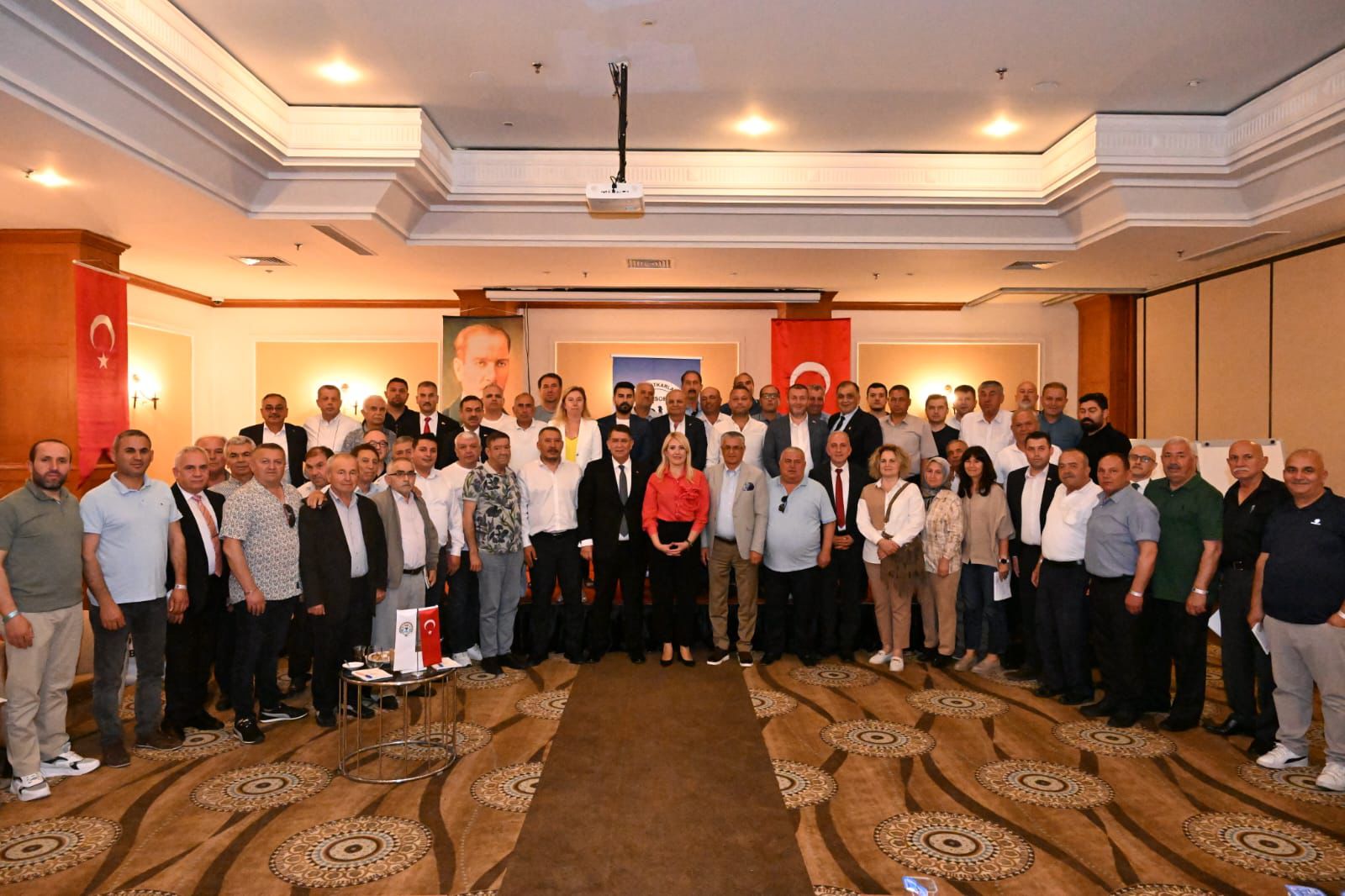 Başkan Veysel Topçu, Akdeniz Belediyeler Birliği Encümen Üyeliğine Seçildi 6 Topcu 5