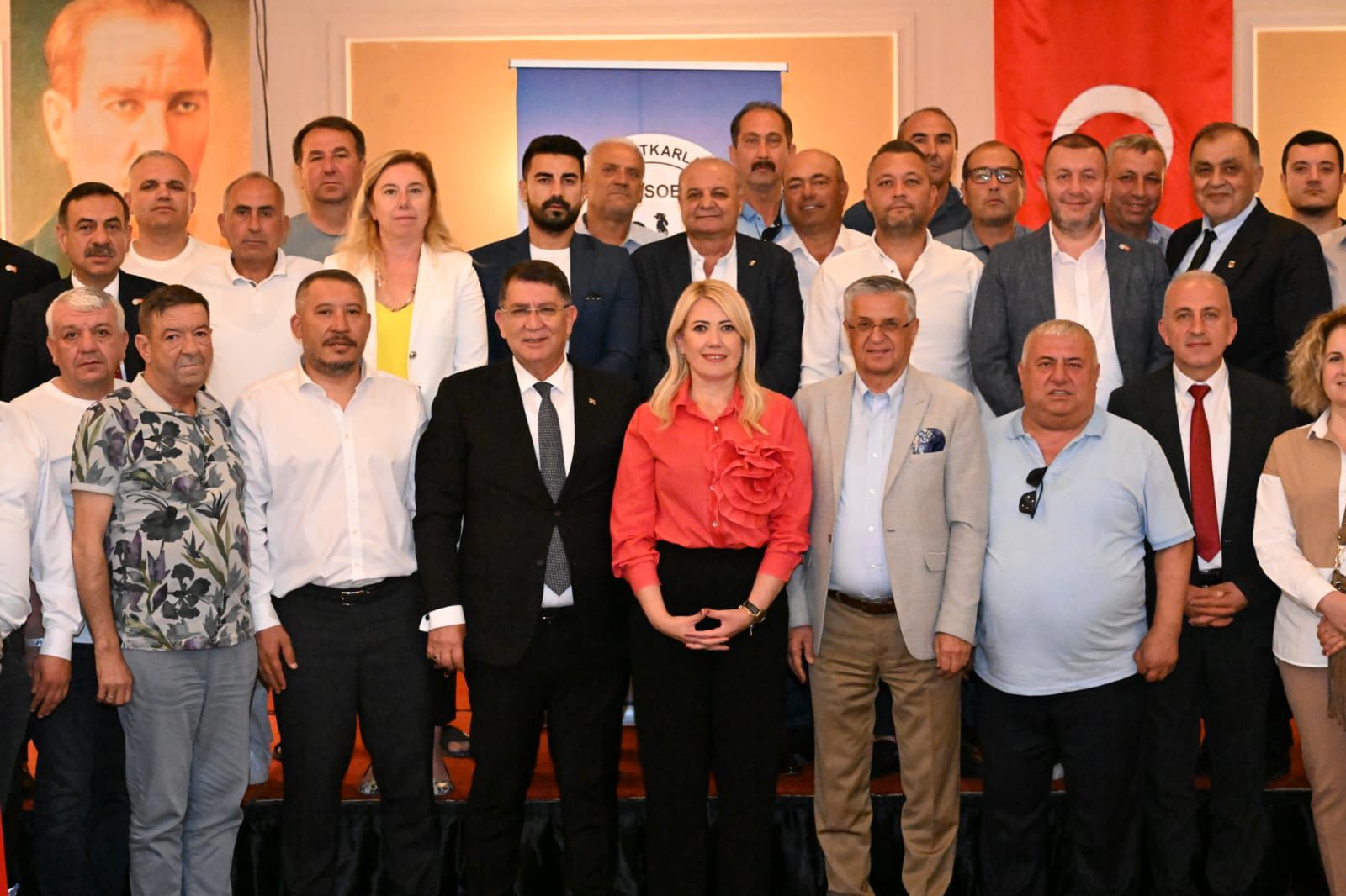 Başkan Veysel Topçu, Akdeniz Belediyeler Birliği Encümen Üyeliğine Seçildi 10 Topcu 9