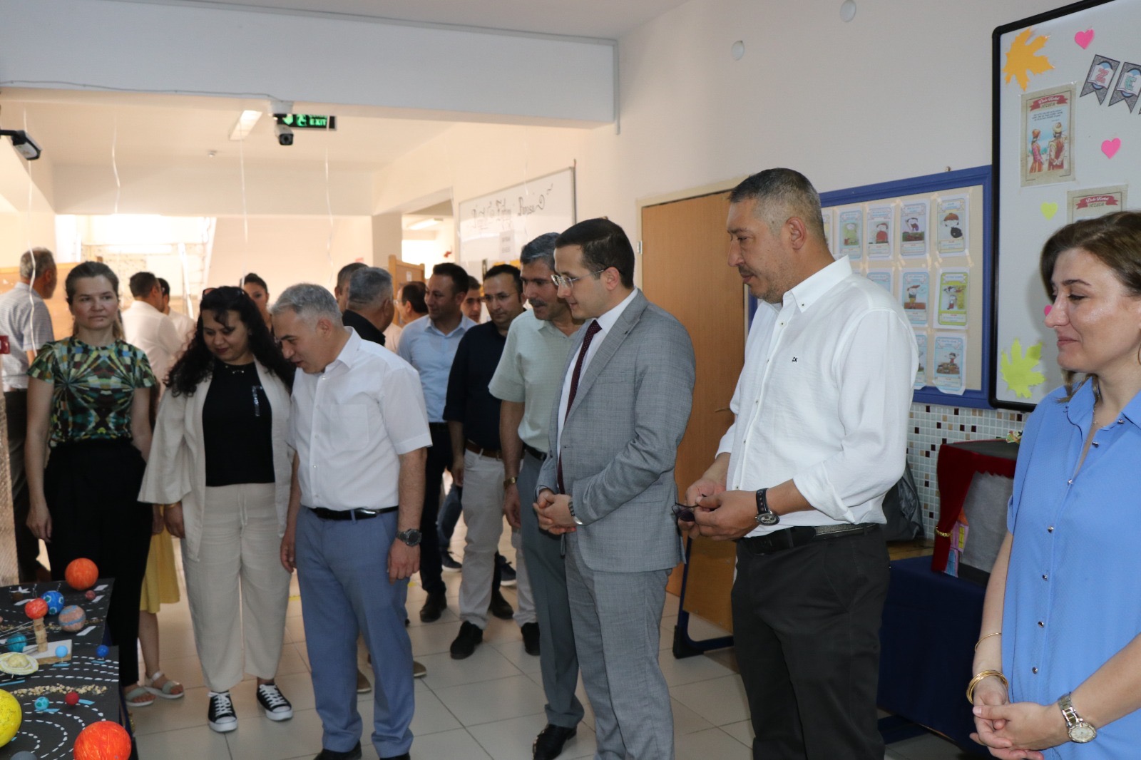 Başkan Veysel TOPÇU, Şehit Selçuk Gürdal Ortaokulunda Yılsonu Sergisine Katıldı. 5 14560747611718184737