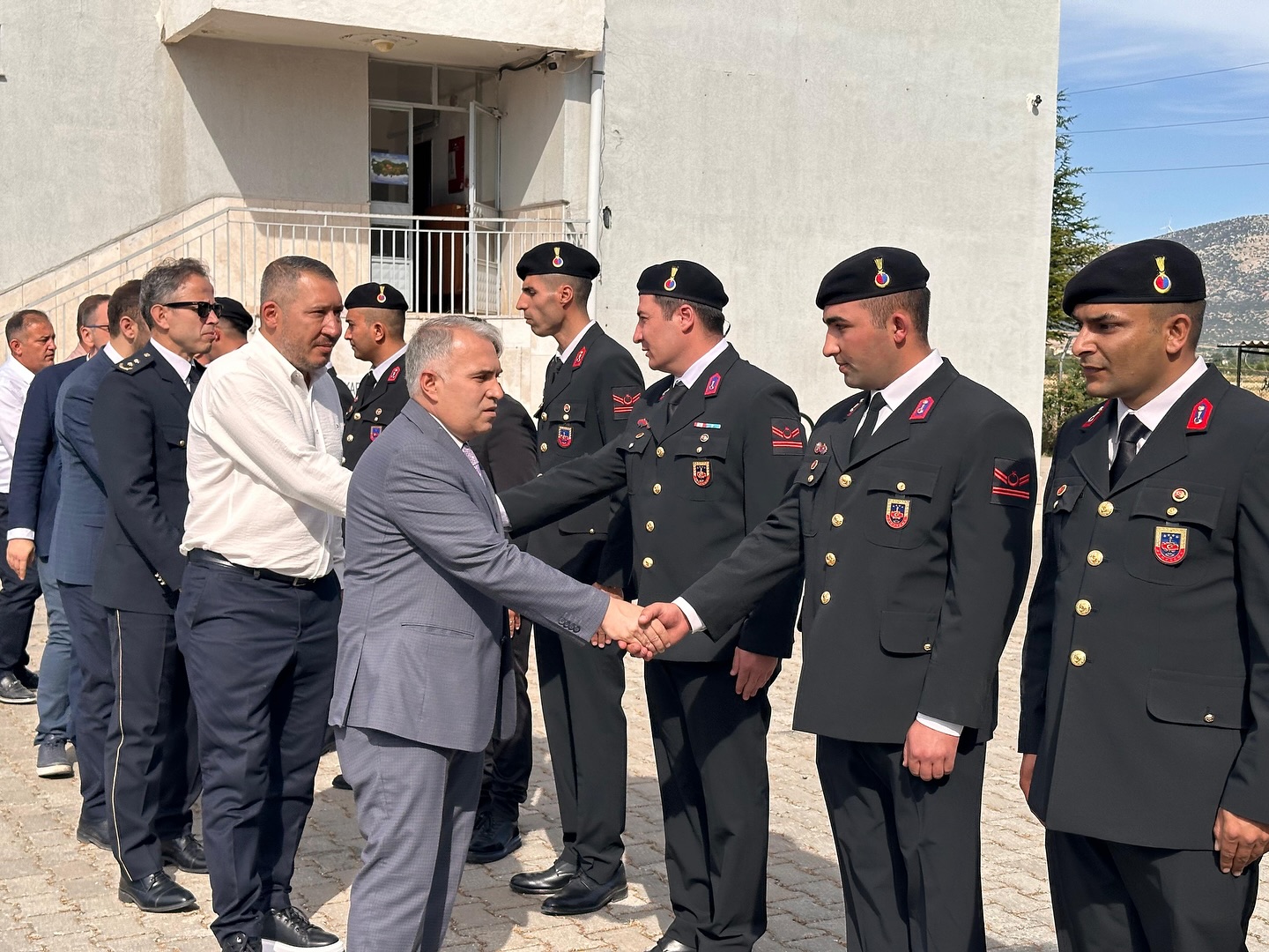 KURUM ZİYARETLERİMİZDE ÇALIŞANLARIMIZIN KURBAN BAYRAMINI KUTLADIK 3 Bayramlasma 2