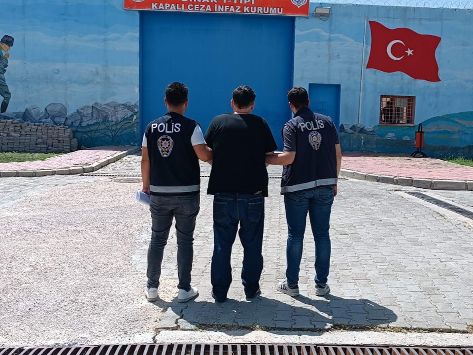 15 Yıl Cezası Olan Şahıs Yakalandı